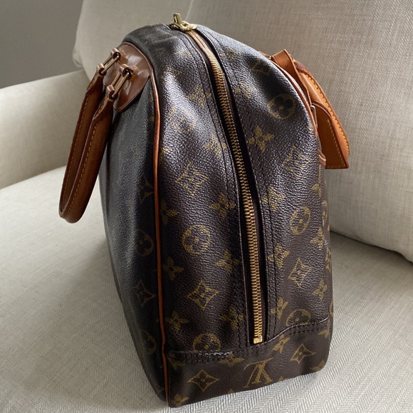 Authentic Louis Vuitton Deauville Handbag - Picture 6 of 14